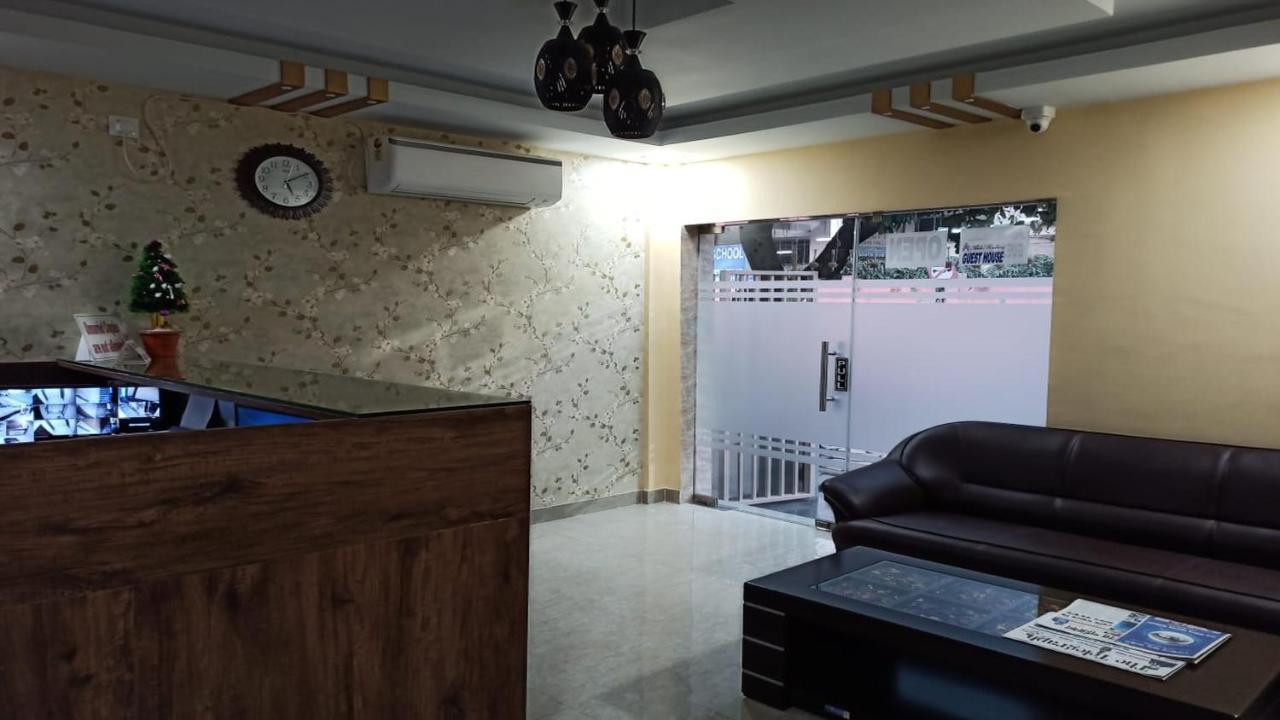 Hotel Aloka Residency Calcutta Eksteriør billede